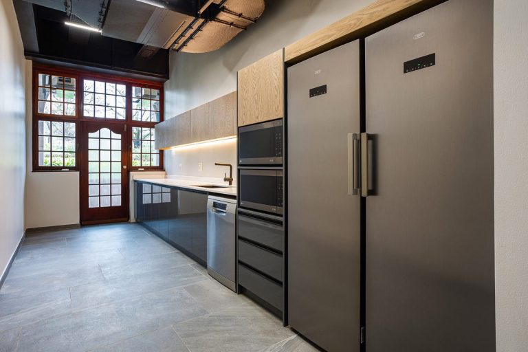 77ec49bc-5da5-4261-8c95-f265759ee25a