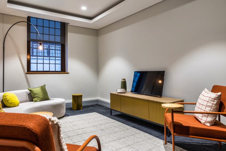 bd2aa11f-fb67-4db9-ae8d-4280788f7553